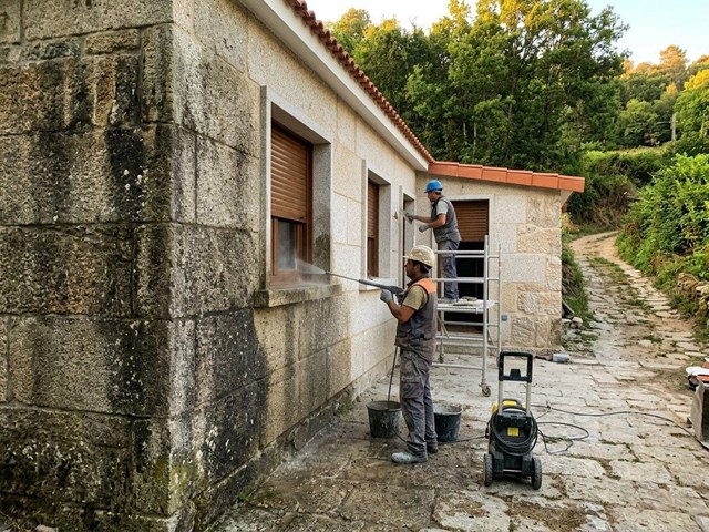 Devuelve su esencia a tu hogar con la rehabilitación de casas de piedra en Ponteareas